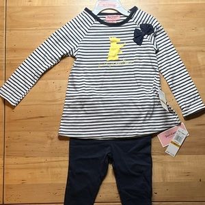 Juicy Couture 2 Pce set size 3T Girls With Gold Dog And Bow New With Tag